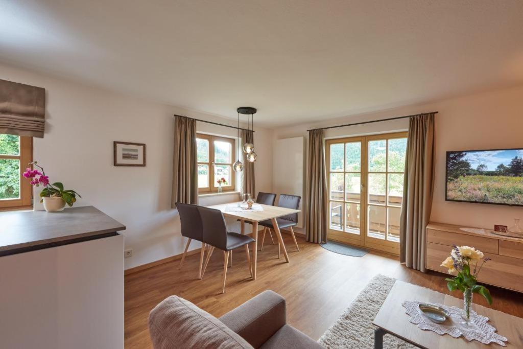Apartamento Haus Schmiederer Reit im Winkl Exterior foto
